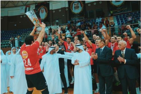  لقب مستحق ورسالة من الخطيب.. نجوم يد الأهلي يحتفلون بالسوبر أمام الزمالك